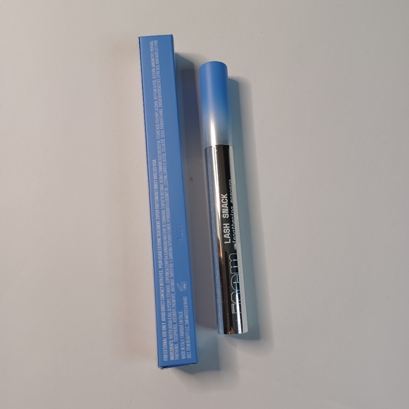 ITEM Beauty Makeup Item Beauty By Addison Rae Lash Snack